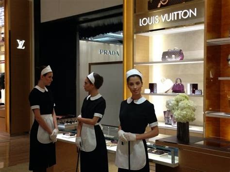 louis vuitton employee uniform 2022|Working at Louis Vuitton: 556 Reviews .